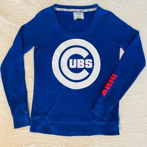 PINK Chicago Cubs Sweatshirt size medium